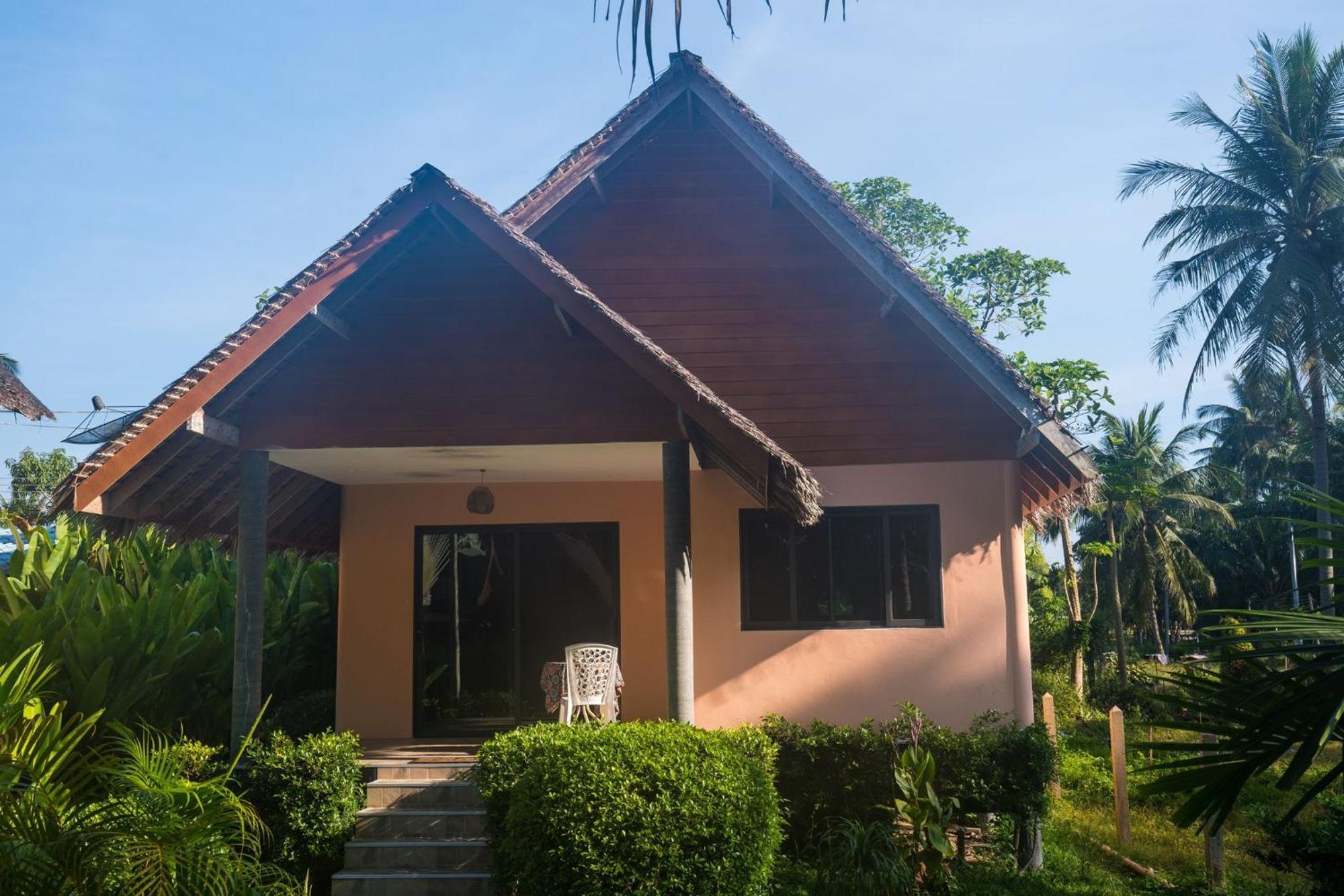 Hotel Leeloo Paradise à Khanom Extérieur photo