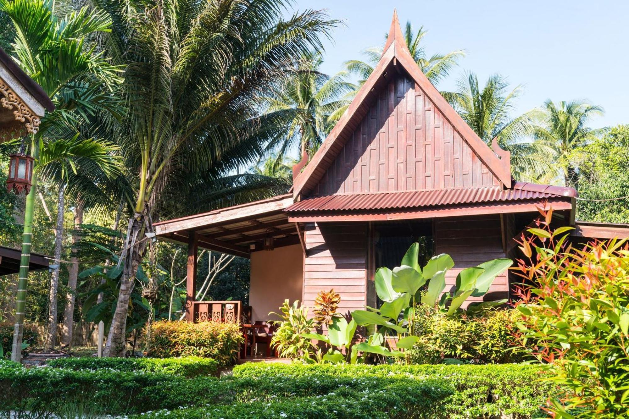 Hotel Leeloo Paradise à Khanom Extérieur photo