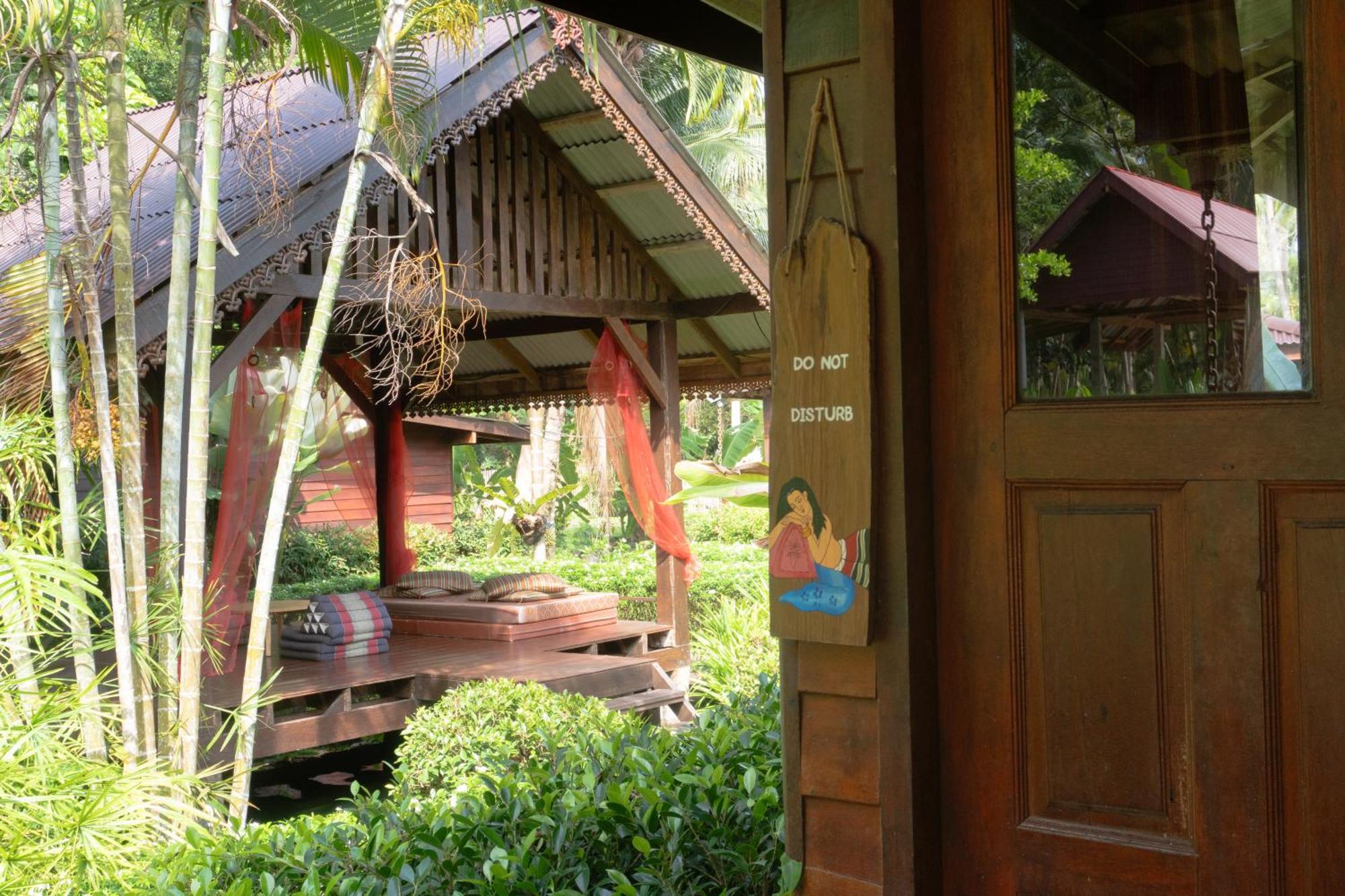 Hotel Leeloo Paradise à Khanom Extérieur photo