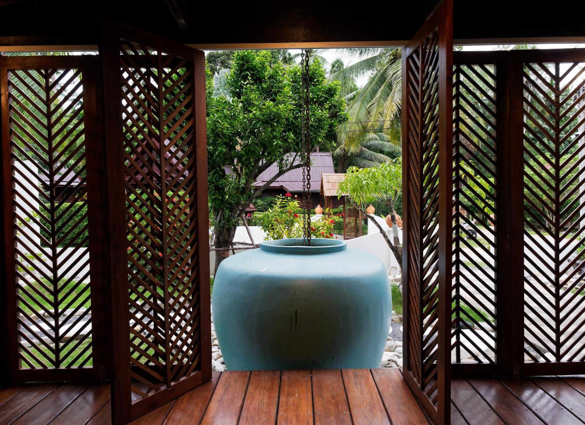Leeloo Paradise Khanom Extérieur photo